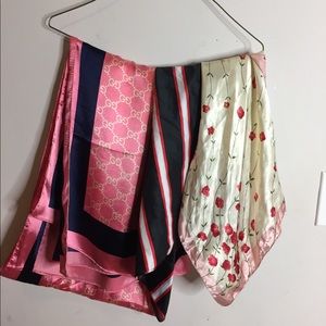 Accessories - Silky scarfves vintage designer patterned bandana Accessories - Silky scarfves vintage designer patterned bandana